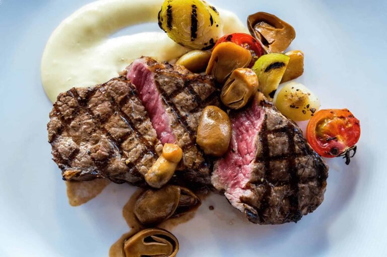 Lübnan usulü baharatlı dana köfte şişleri